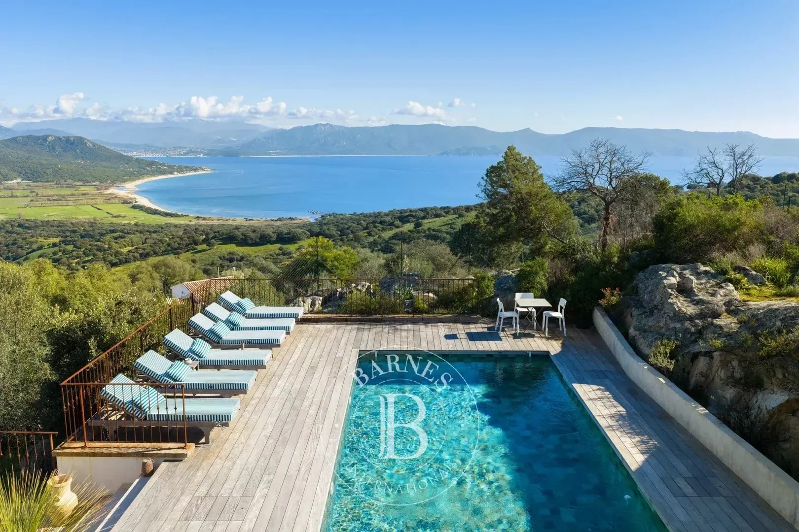 1 - alquiler vacaciones casa vista al mar serra-di-ferro córcega del sur francia