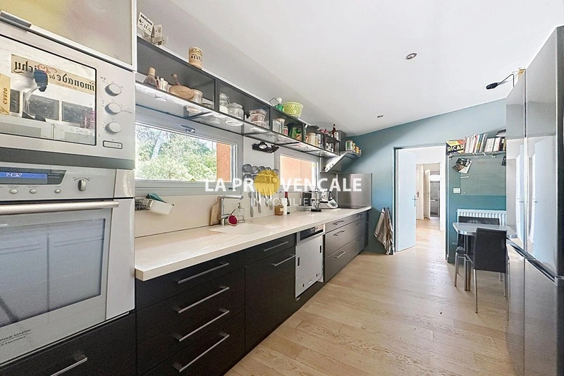 2 - house for sale in trets bouches-du-rhône france