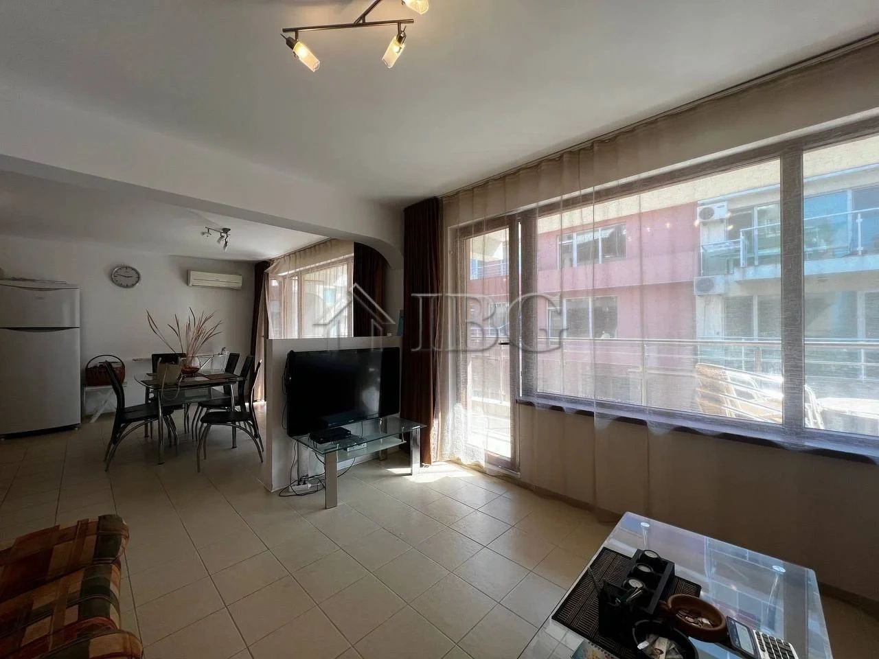 2 - vente appartement plage à pied pomorie burgas bulgarie