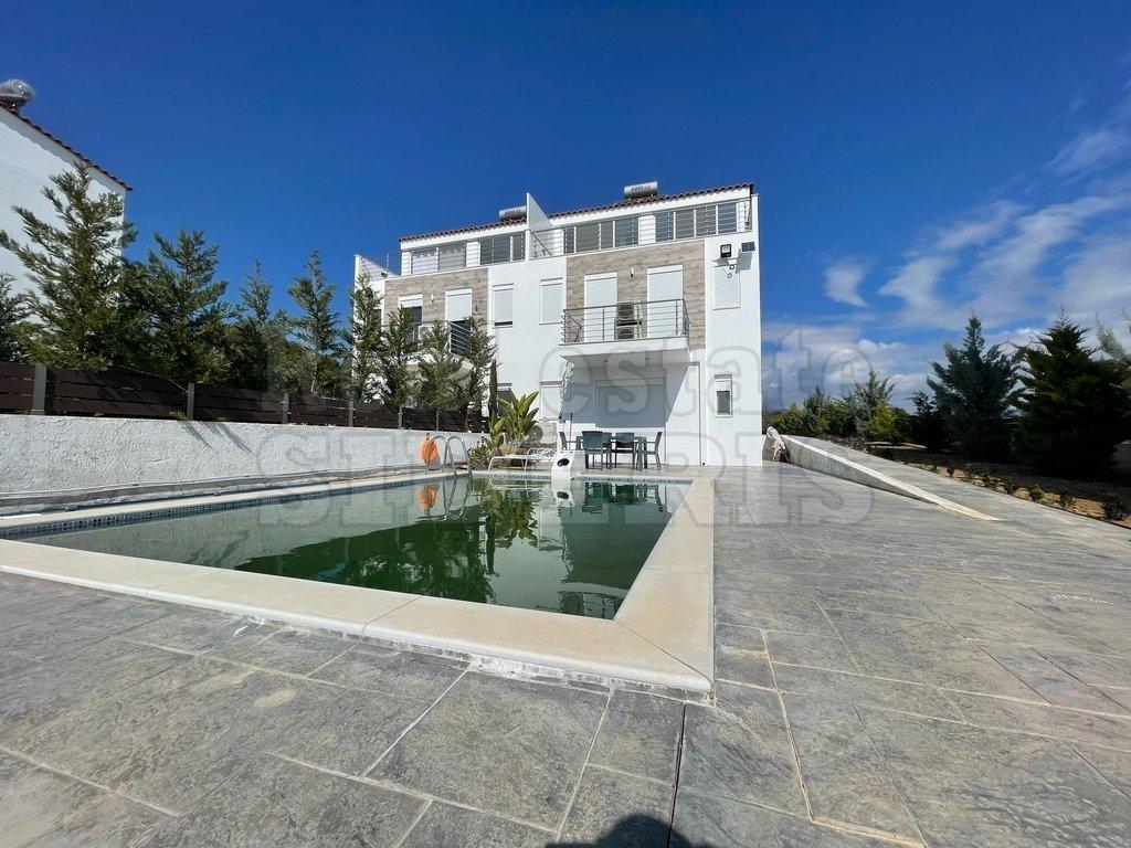 1 - vendita casa fronte mare isthmía peloponneso grecia