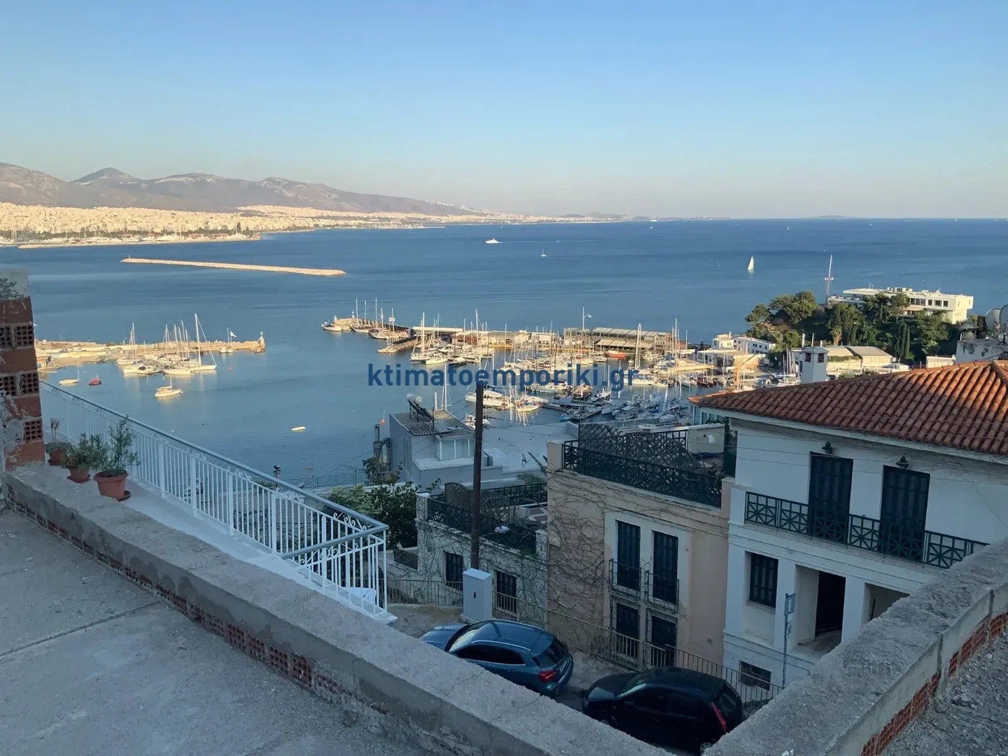 1 - vente appartement pieds dans l'eau piraeus attique grèce