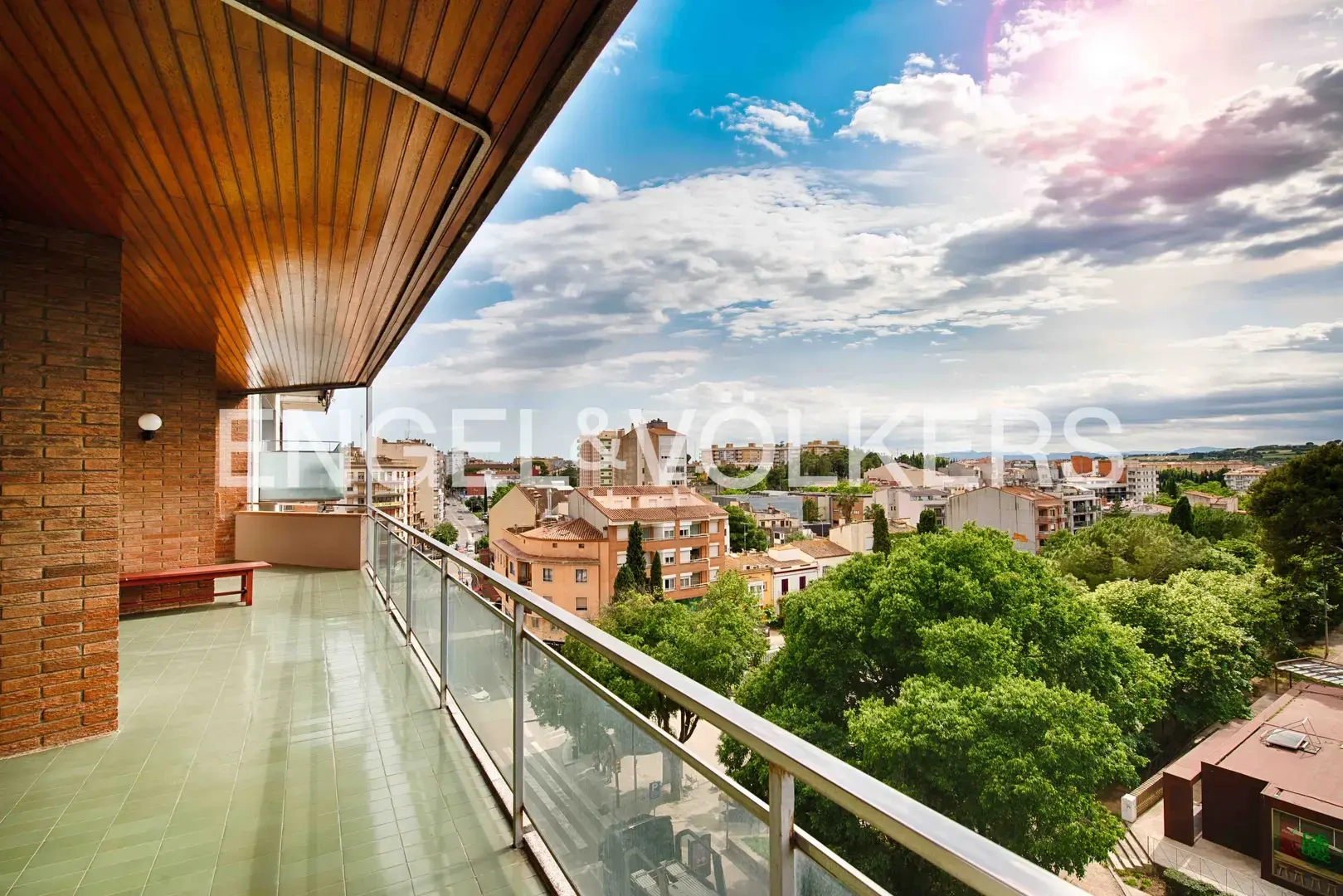 2 - продажа квартира figueres каталония испания