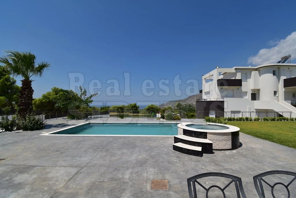 1 - vendita villa vista mare loutráki peloponneso grecia