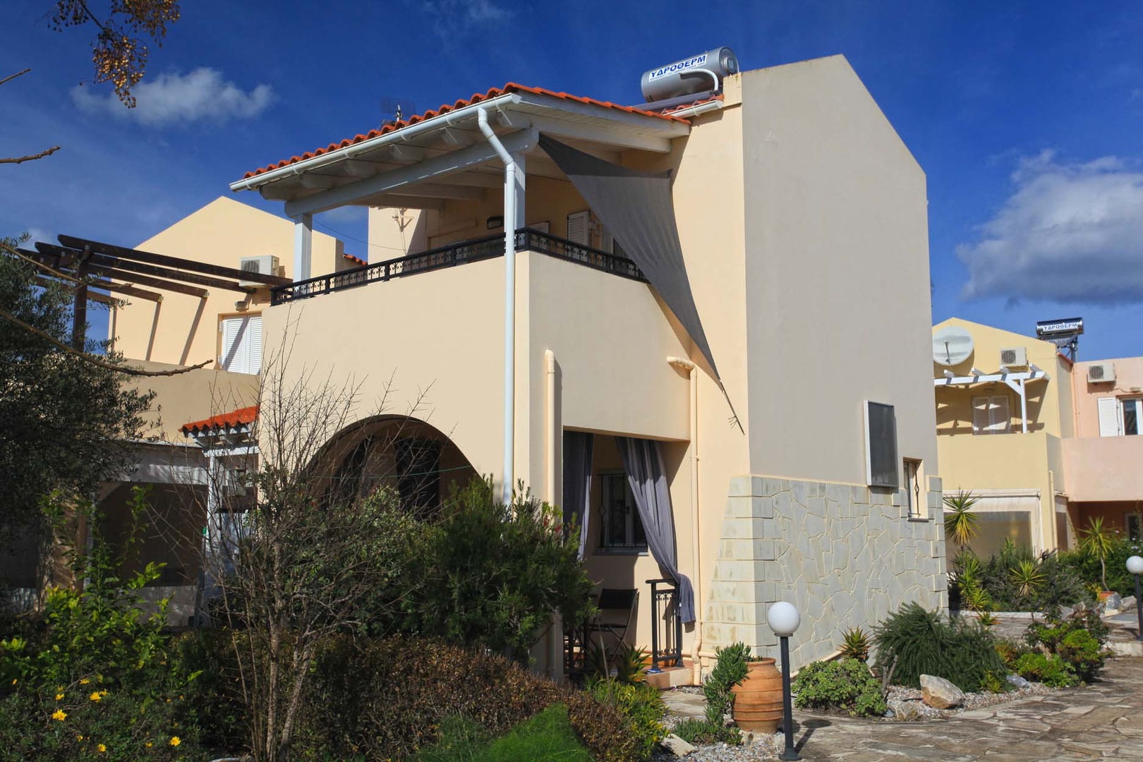 1 - venda casa drápanos creta grécia