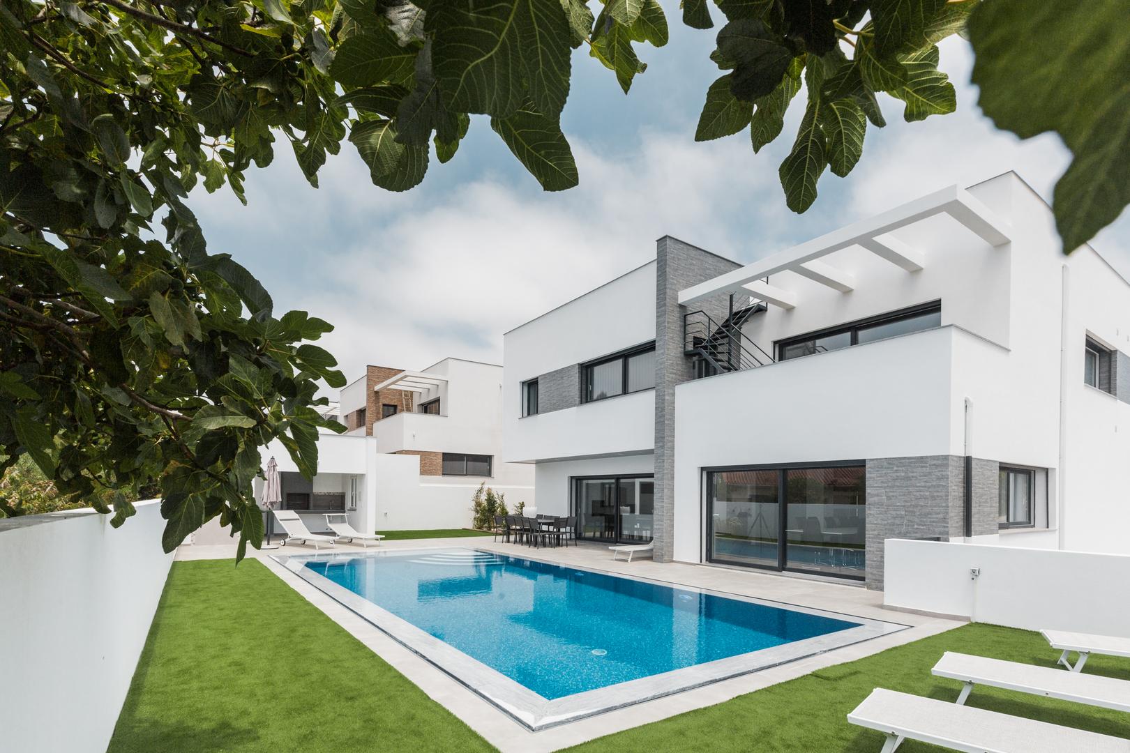 1 - beach walk house for vacation rentals in lourinhã centro region portugal