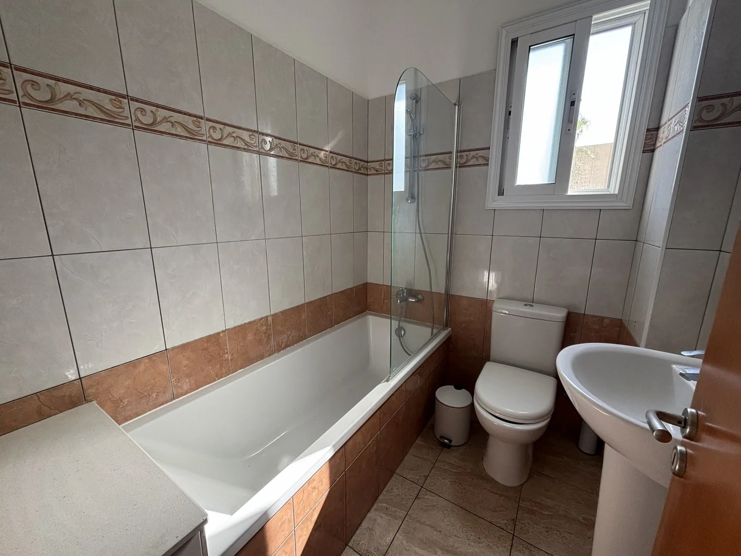 1 - vente appartement vue mer larnaca larnaca chypre