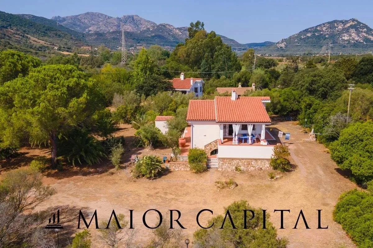 2 - venta casa san teodoro cerdeña italia