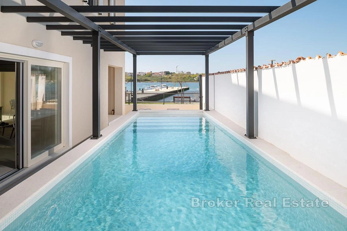 2 - venta casa frente al mar zadar zadar croacia