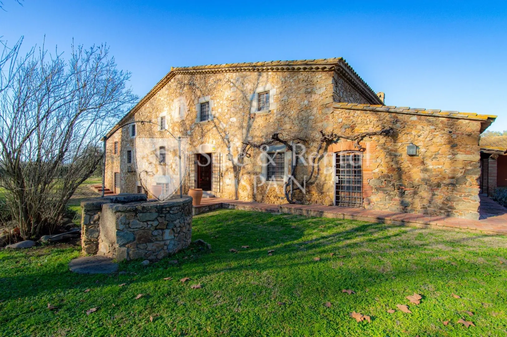 2 - house for sale in llagostera catalonia spain