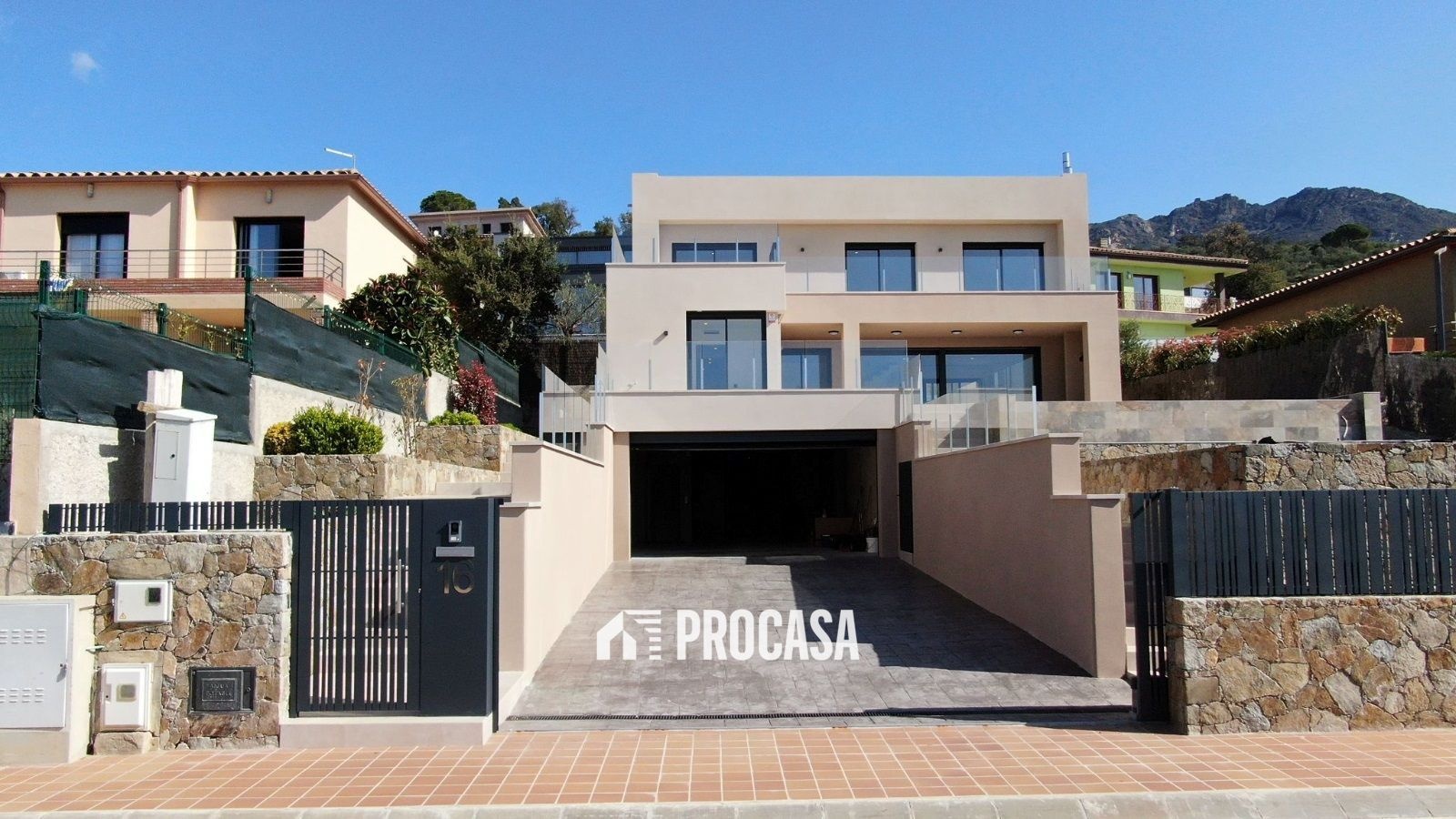 2 - venta casa vista al mar palau-saverdera cataluña españa