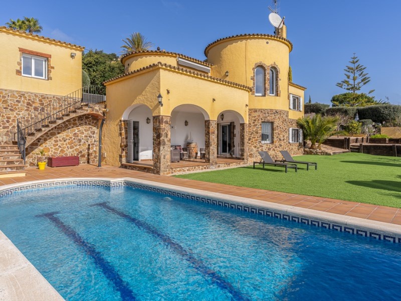 1 - house for sale in calonge - costa brava catalonia spain