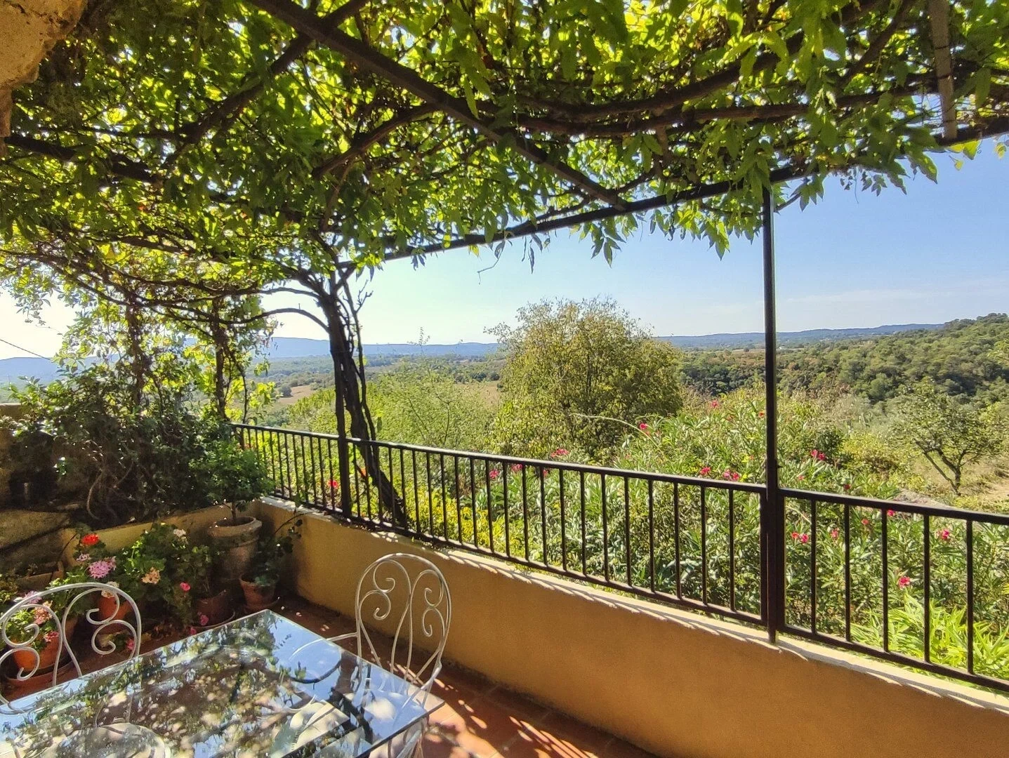 1 - venta casa rousson gard francia