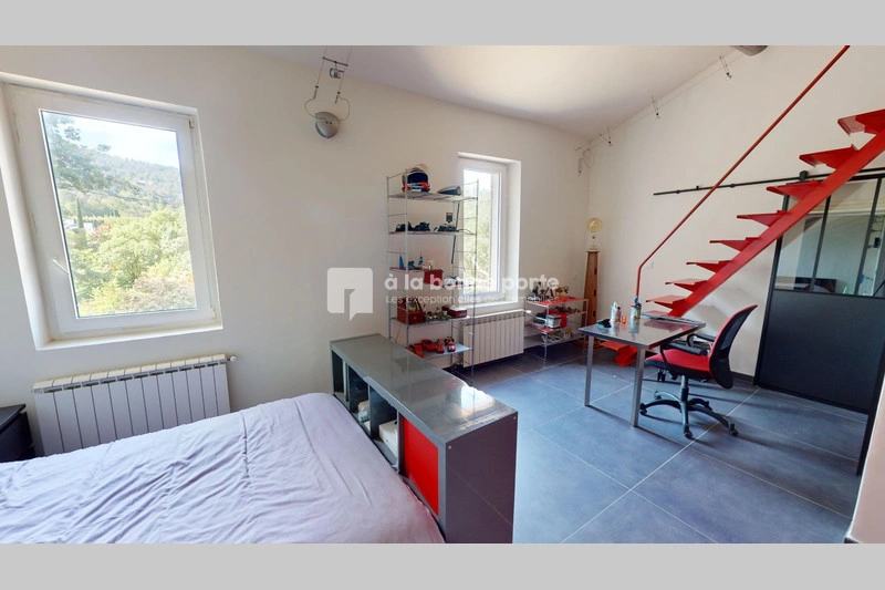2 - house for sale in simiane-collongue bouches-du-rhône france