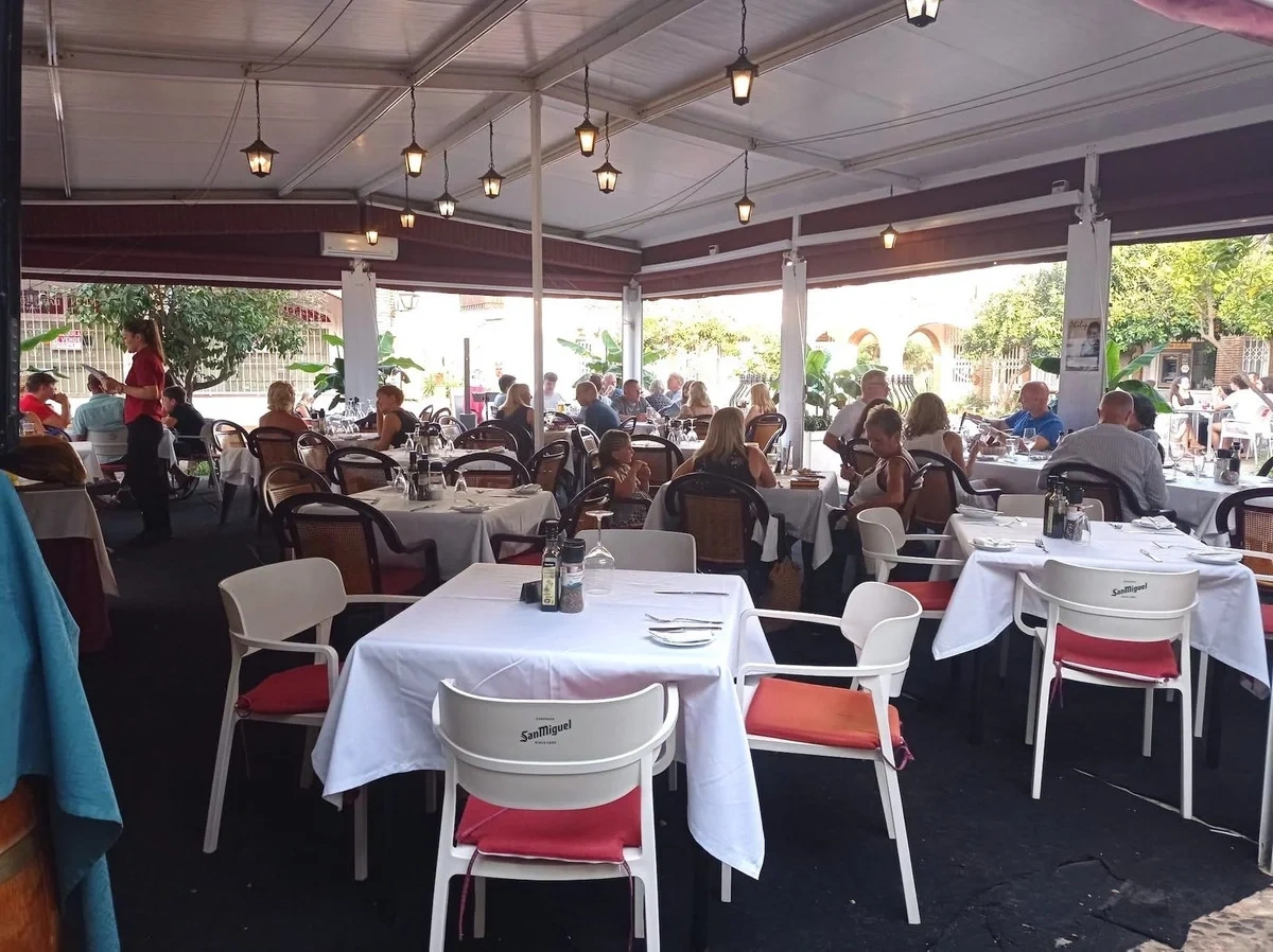 2 - venta comercio a pie de playa marbella - costa del sol andalucía españa