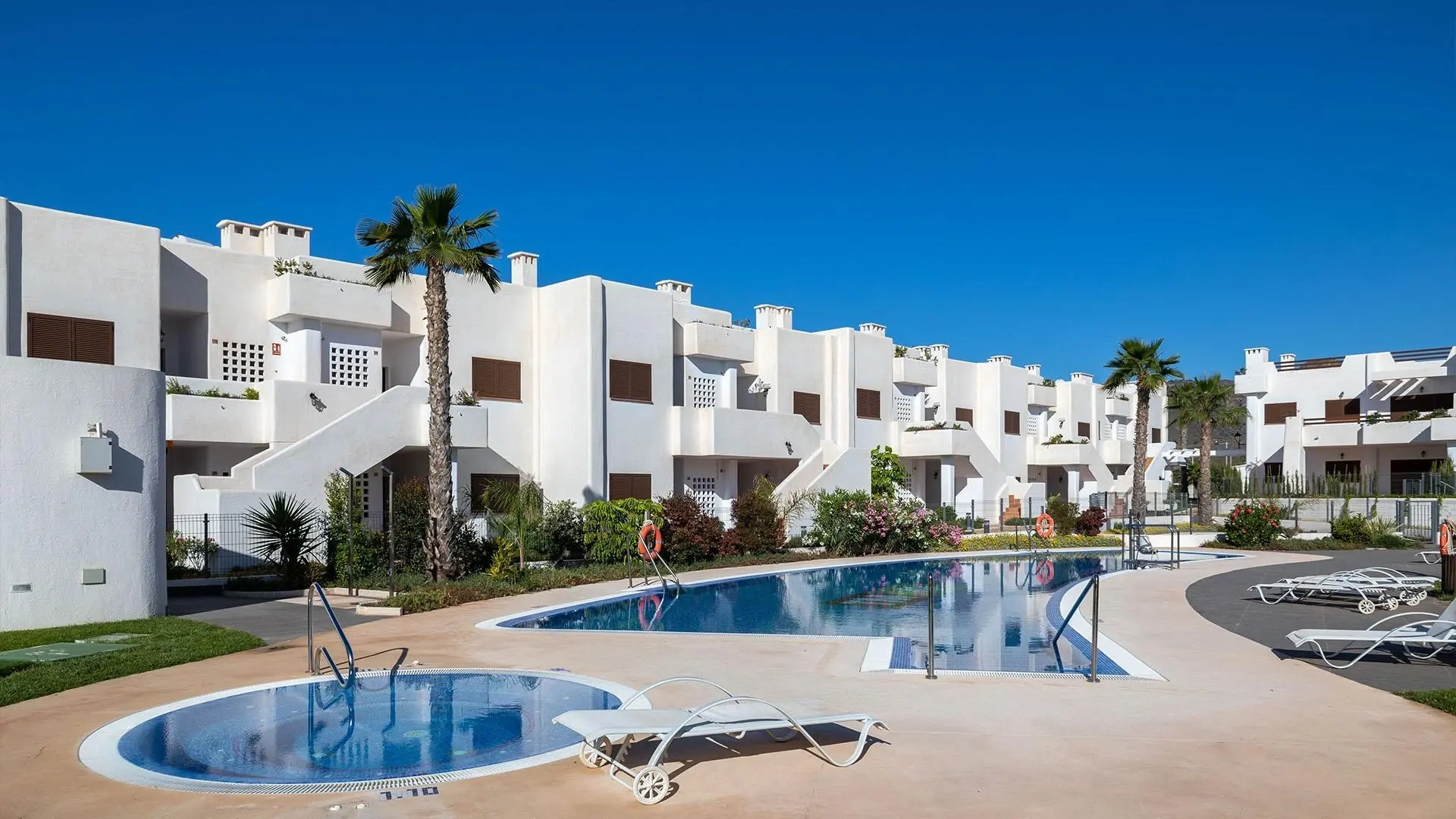 1 - verkoop huis aan het water san juan de los terreros andalusië spanje