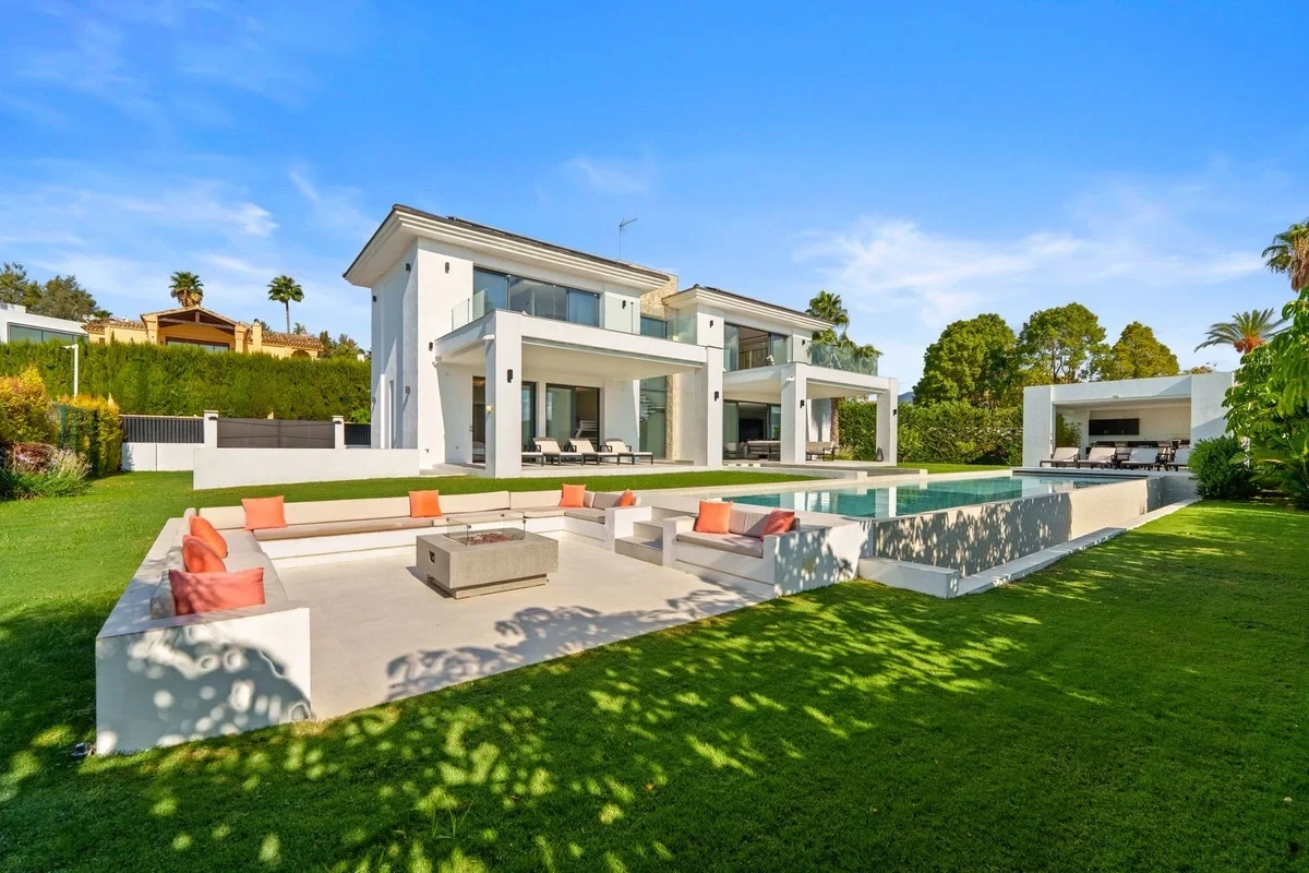 1 - sea view house for sale in benahavis - costa del sol andalusia spain