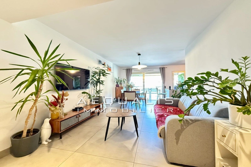 2 - vente appartement vue mer golfe juan alpes-maritimes france