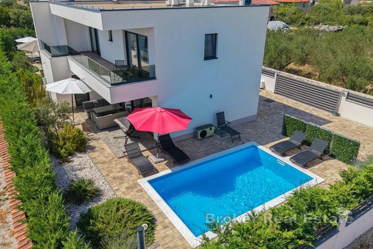 2 - vente maison vue mer šibenik šibenik-knin croatie