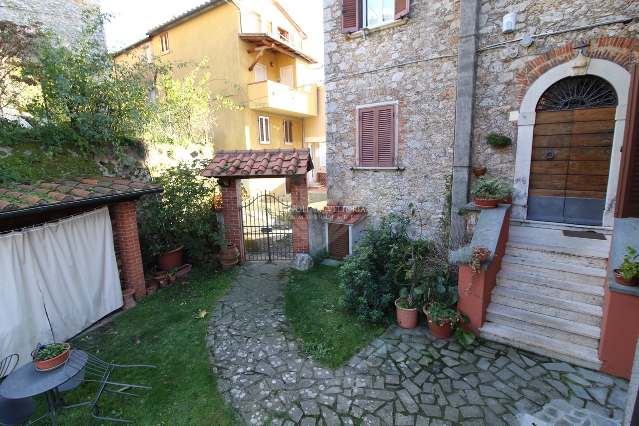 1 - verkoop appartement uitzicht op zee pietrasanta tuscany italië