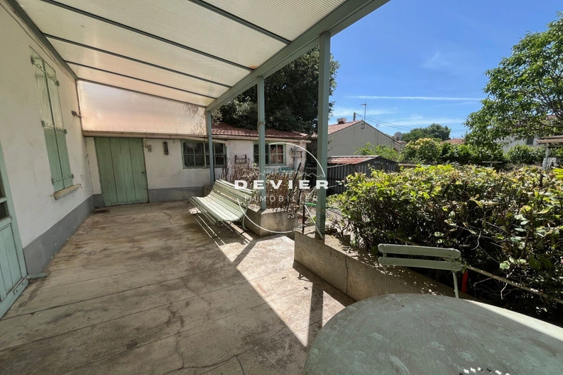 2 - venda casa nîmes gard frança