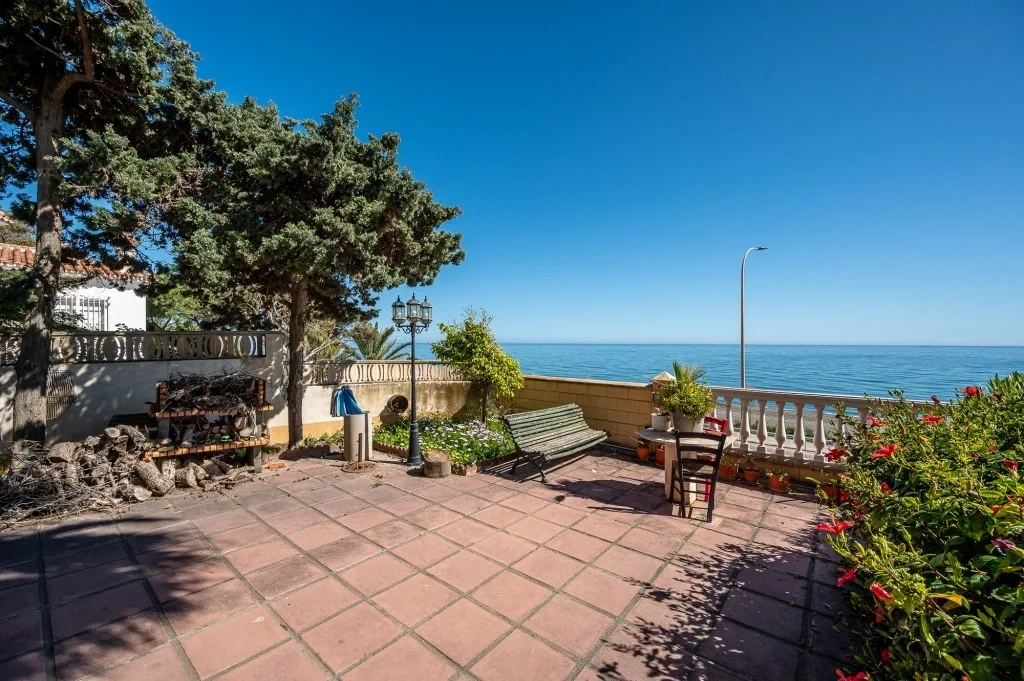 2 - venta casa vista al mar benajarafe andalucía españa