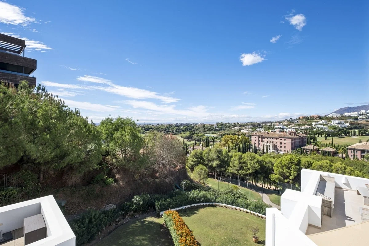2 - venda apartamento vista de mar benahavis - costa del sol andaluzia espanha