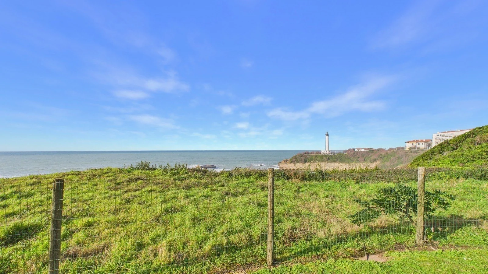 1 - vente appartement pieds dans l'eau biarritz - côte basque pyrénées-atlantiques - côte basque france
