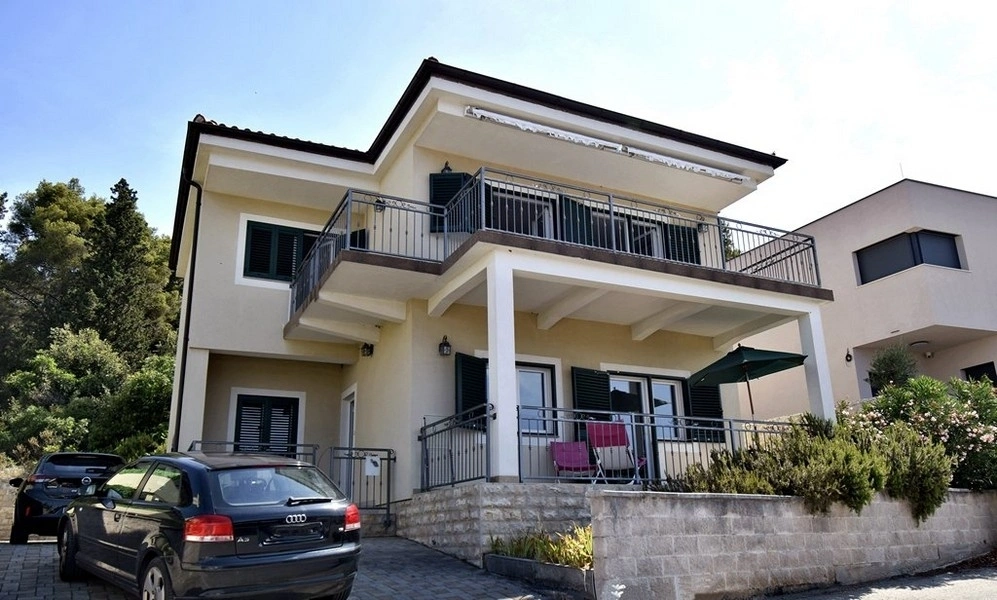 1 - vendita casa vista mare tisno sebenico e tenin croazia