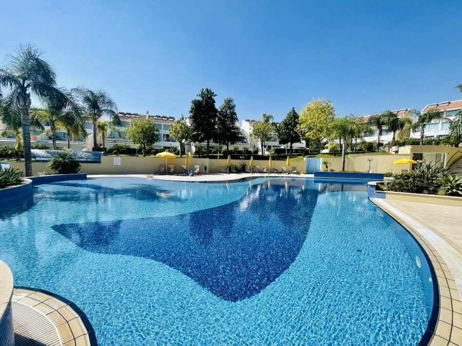 2 - venta apartamento a pie de playa limassol limassol chipre