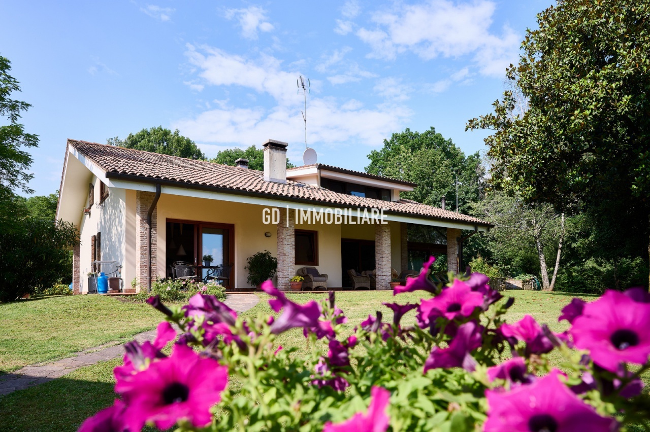 2 - vendita casa montebelluna veneto italia