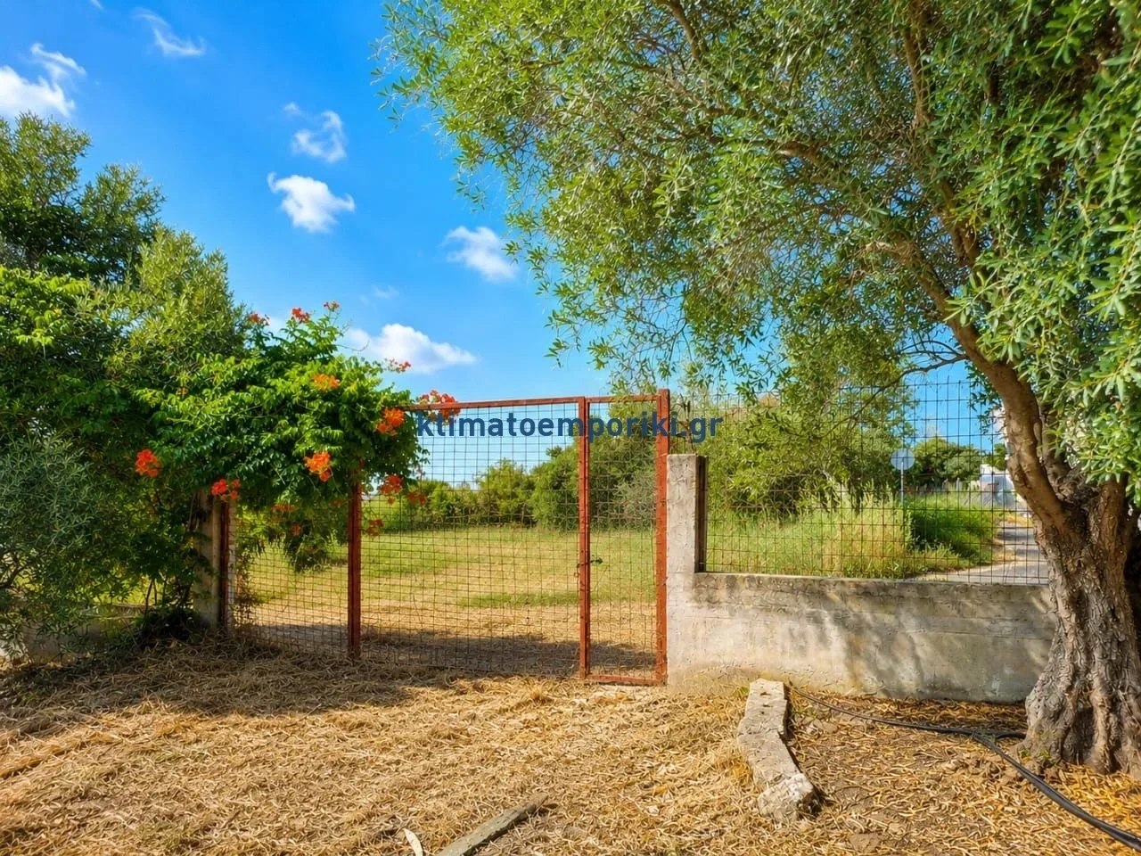 2 - plot of land for sale in metóchi crete greece