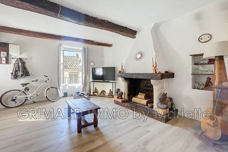1 - venda casa grimaud var frança