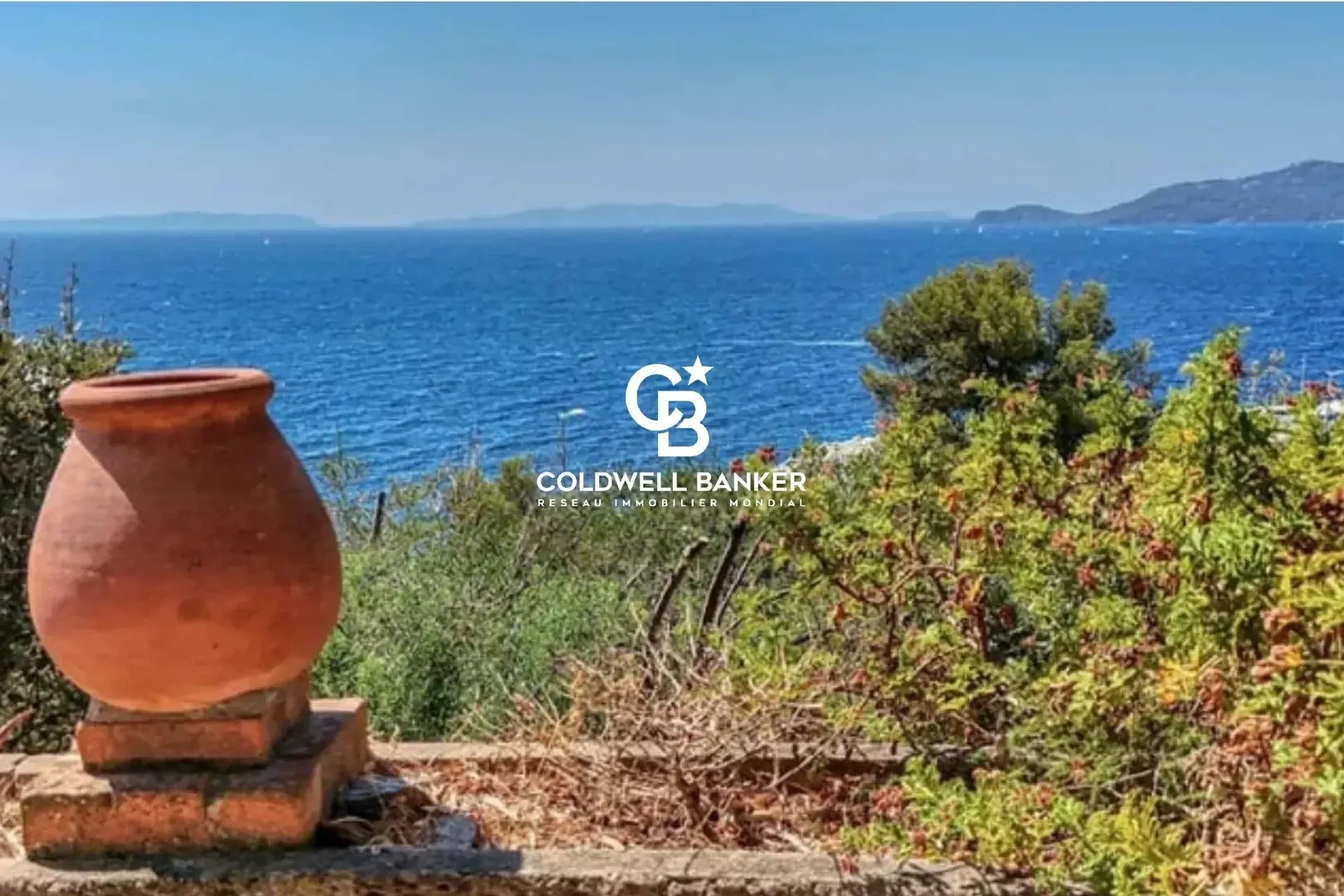 1 - venta villa vista al mar le lavandou var francia