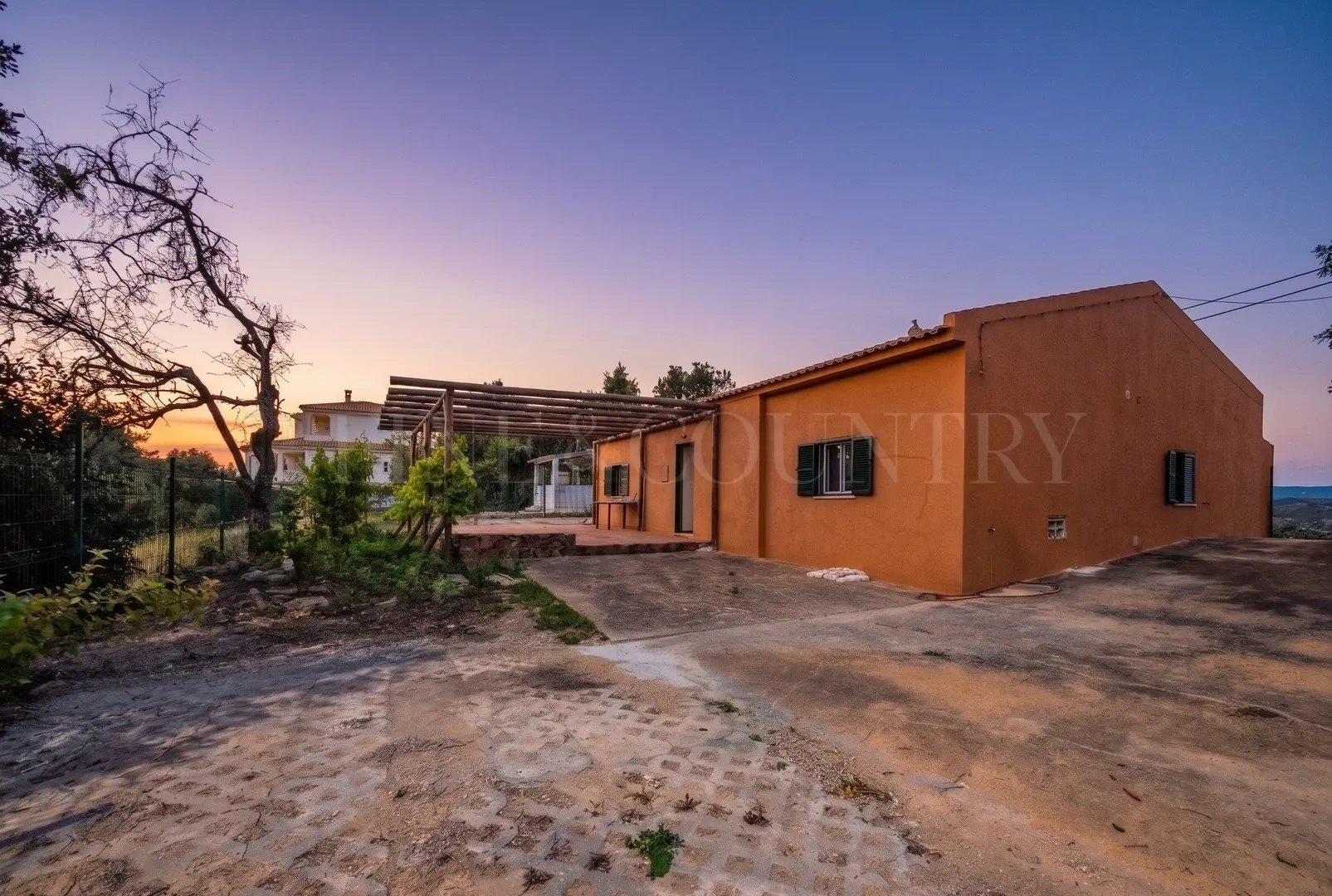1 - villa for sale in silves algarve portugal