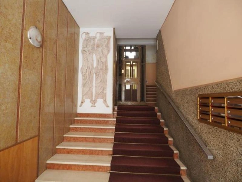 2 - venda apartamento trieste friul-veneza julia itália