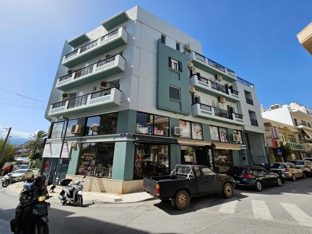 1 - verkoop pand uitzicht op zee agios nikolaos crete griekenland