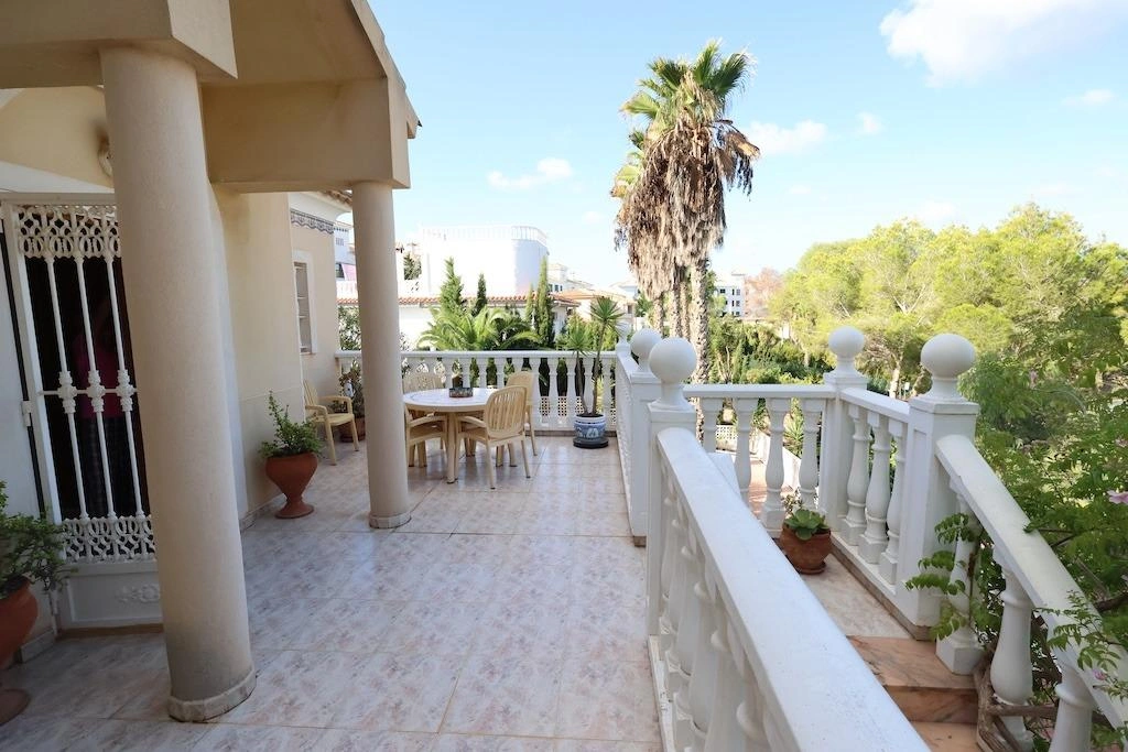 2 - vendita villa villamartin comunità valenciana spagna