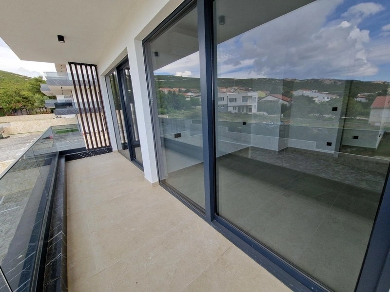2 - vente appartement vue mer stara novalja lika-senj croatie