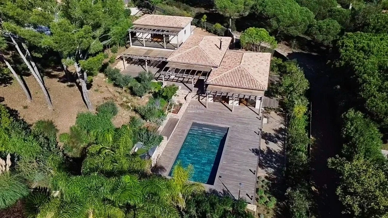 1 - venta casa a pie de playa la croix-valmer var francia