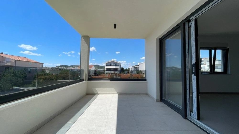 2 - verkoop appartement uitzicht op zee vodice šibenik-knin kroatië