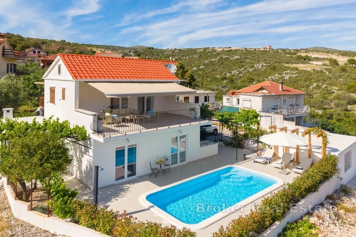 2 - vente maison plage à pied rogoznica šibenik-knin croatie