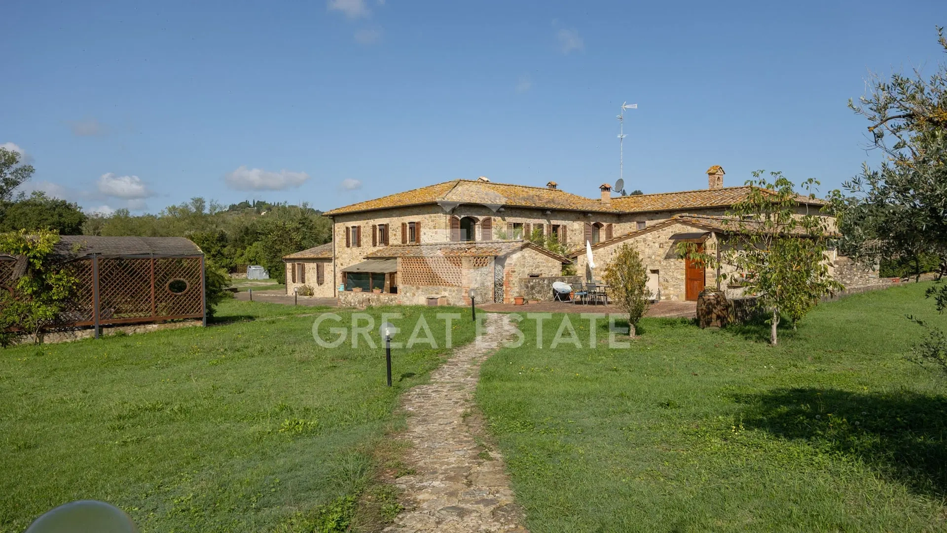 2 - venda propriedade castelnuovo berardenga toscana itália