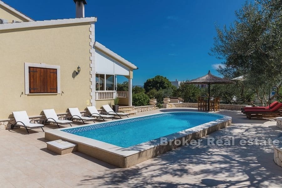 2 - venta casa vista al mar vodice šibenik-knin croacia