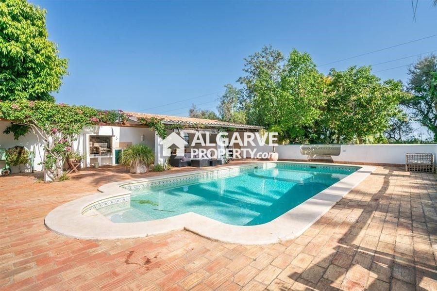 1 - house for sale in mexilhoeira grande algarve portugal
