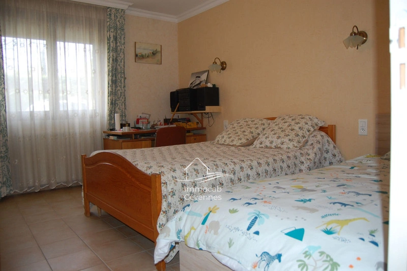 2 - house for sale in alès gard france
