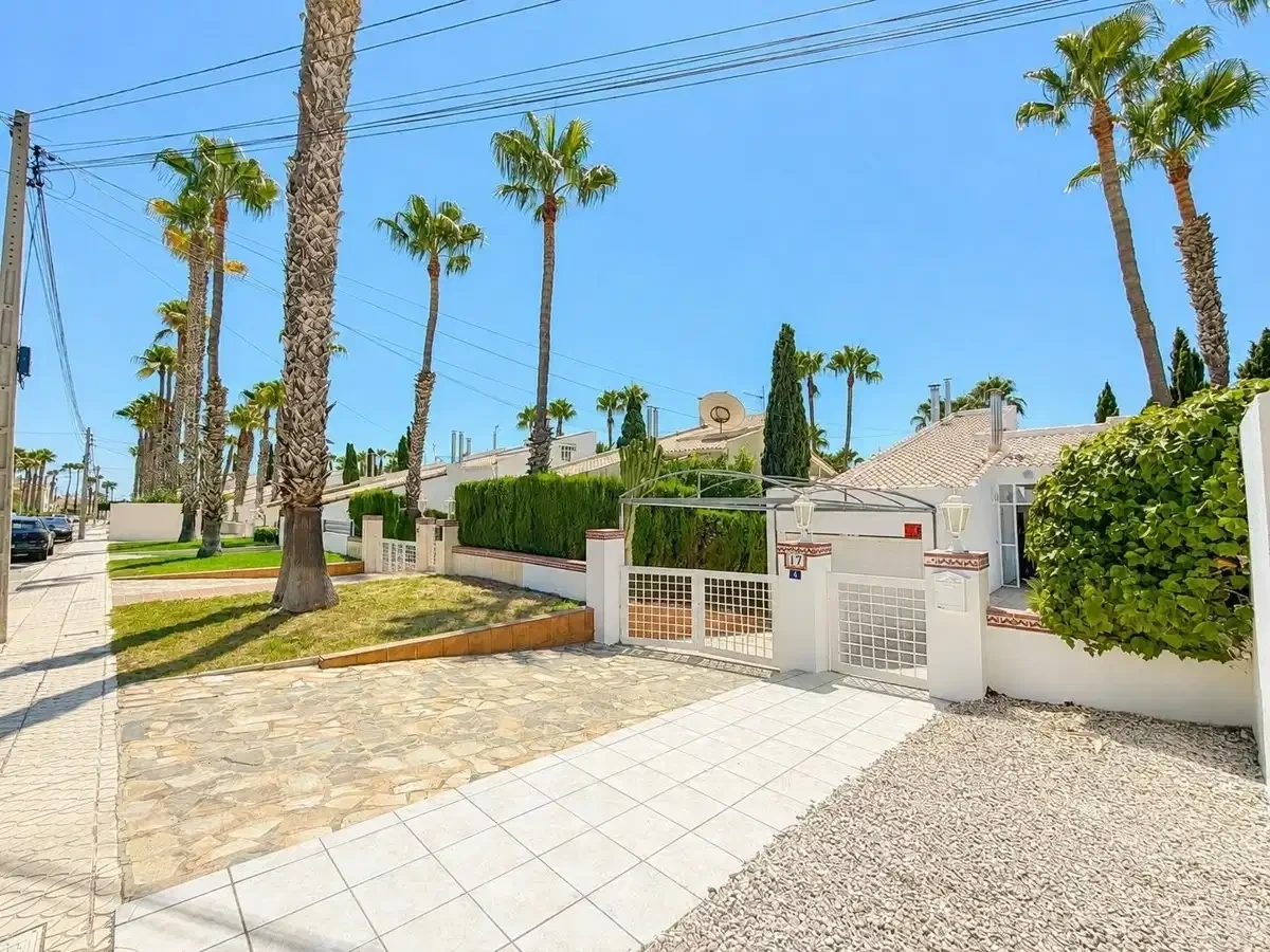 2 - verkauf villa villamartin valencia spanien