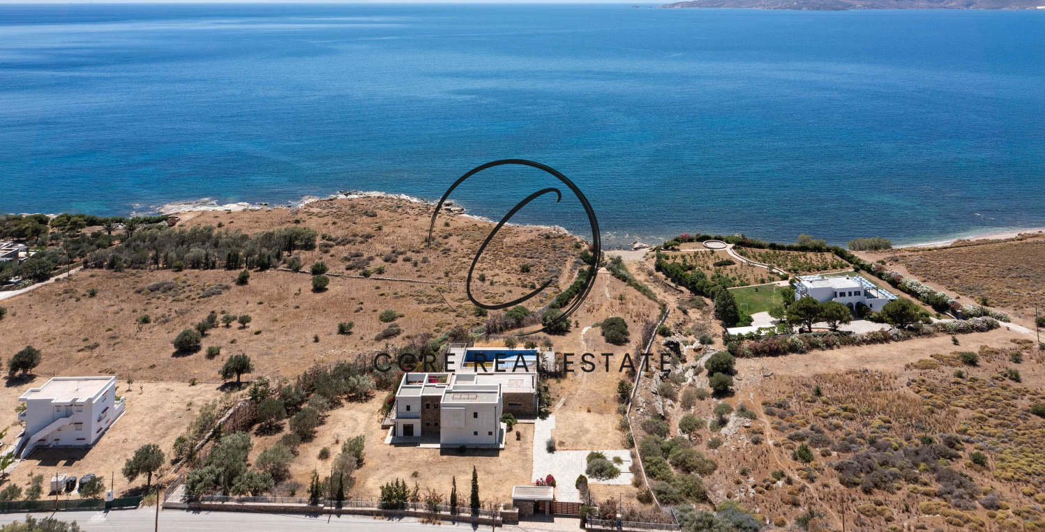 1 - vente maison pieds dans l'eau kárystos grèce centrale grèce
