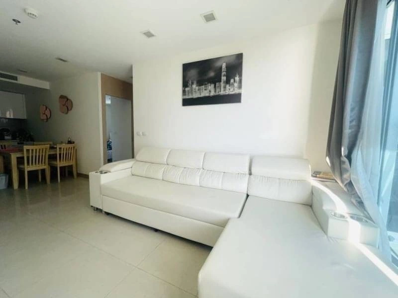2 - vente appartement pieds dans l'eau pattaya chonburi thaïlande
