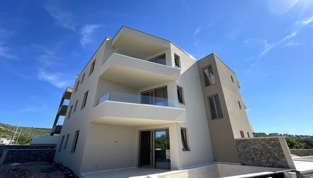 1 - sea view apartment for sale in tribunj šibenik-knin croatia