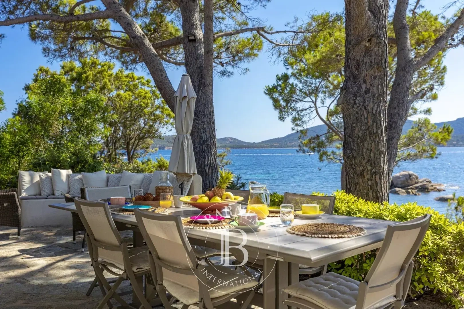 1 - affitto vacanze casa fronte mare lecci corsica del sud francia